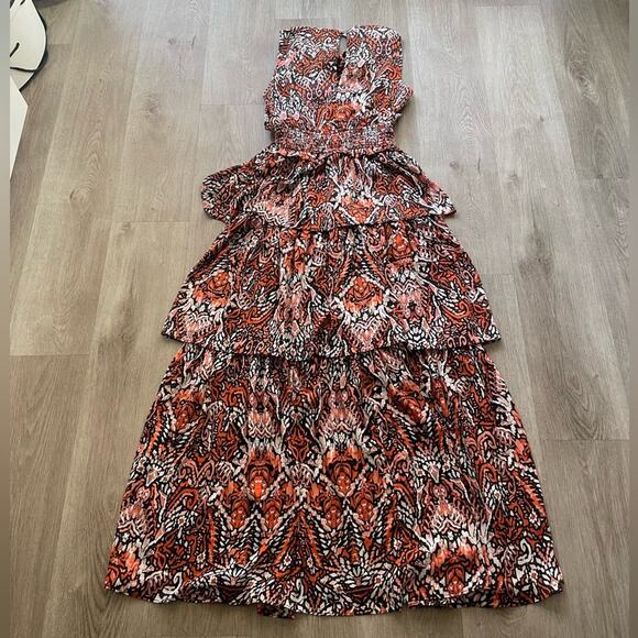 elliatt edenite printed satin sleeveless neck detail maxi sun summer dress small - Picture 2 of 3